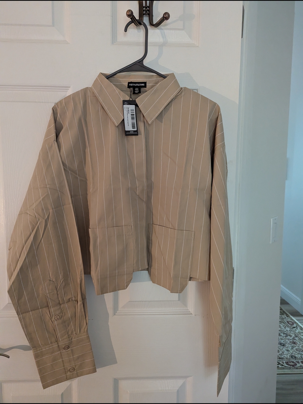 PrettyLittleThing Taupe Pinstripe Cropped Button-Up Blouse